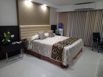Score Birds Hotel 16/62