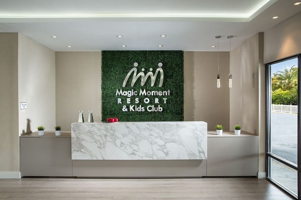 Magic Moment Resort & Kids Club, Dazzler Select by Wyndham 7/60