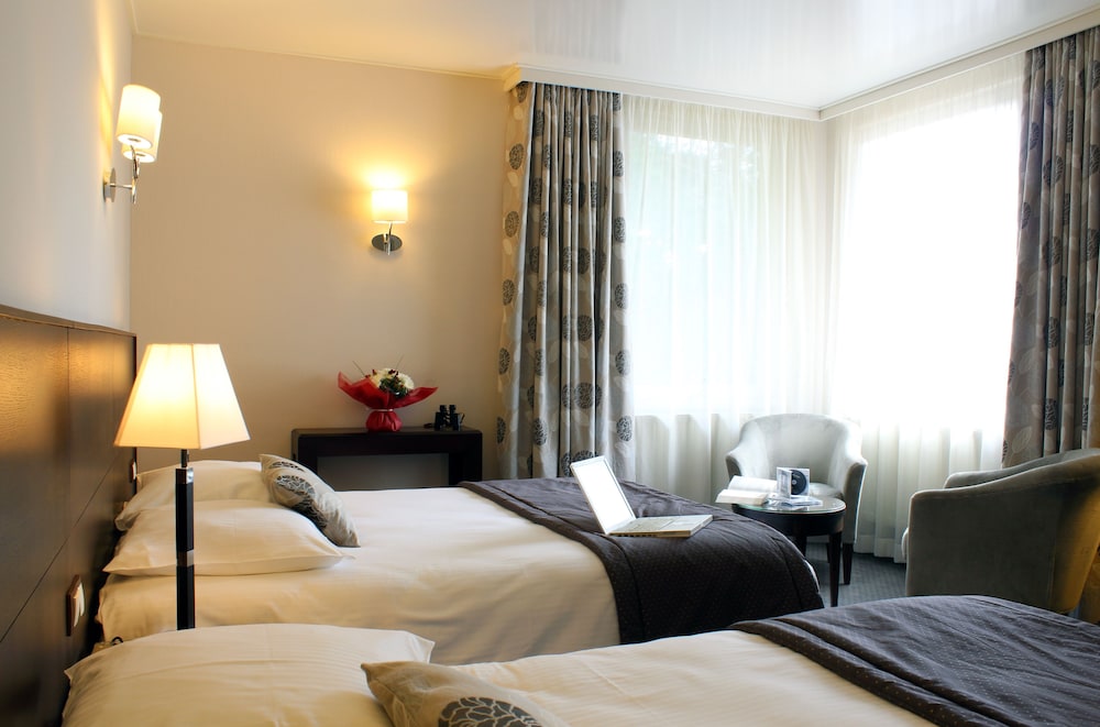 Manoir Hotel 18/50
