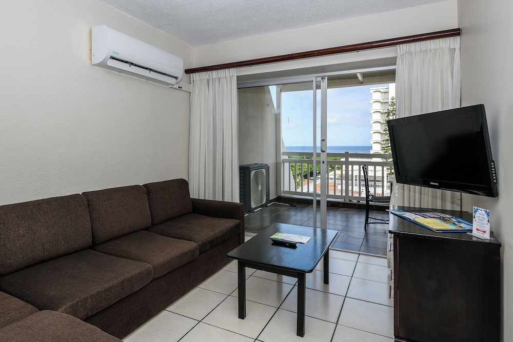 Umhlanga Cabanas 17/35