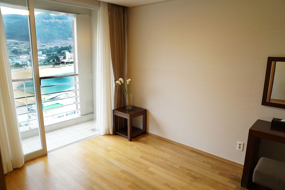 Hotel Riviera Geoje 47/61