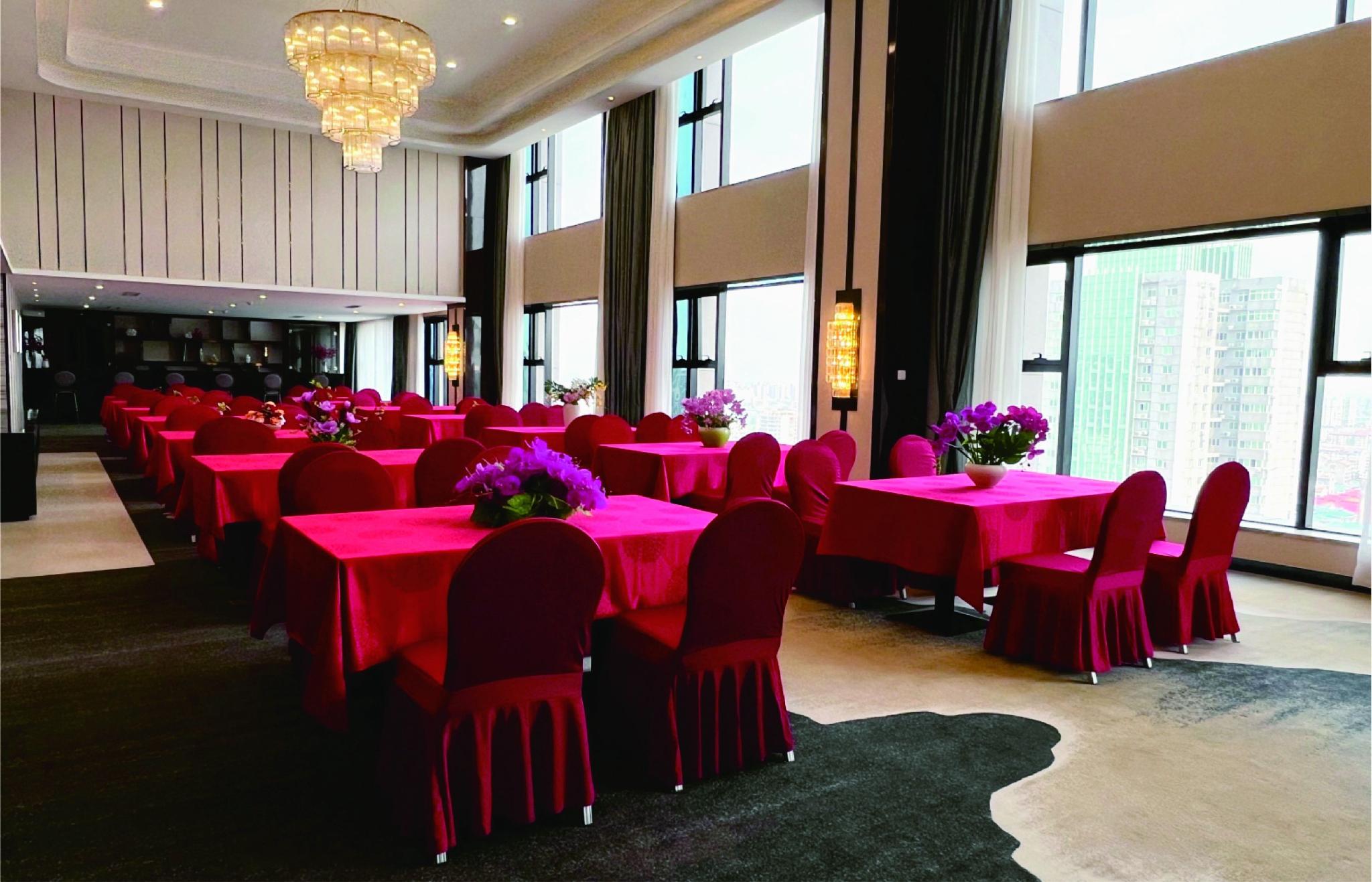 Qiankun International Hotel Xiaogan 11/23