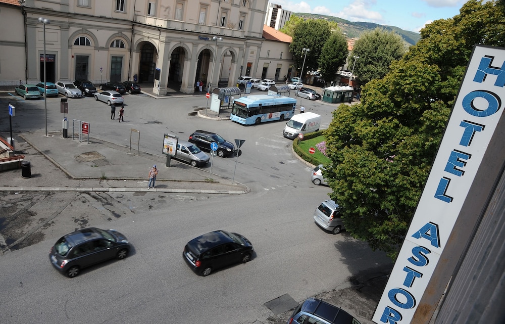 Astor Hotel Perugia 35/44