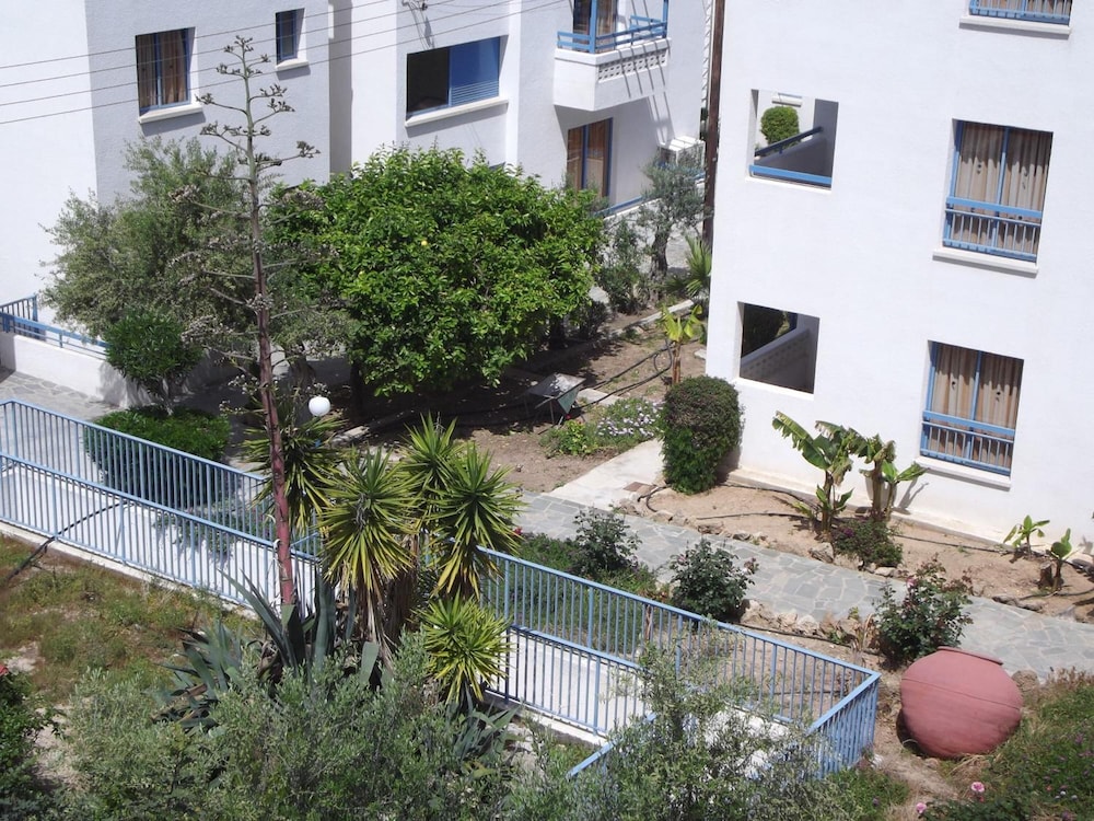 Kefalonitis Hotel Apartments 39/45