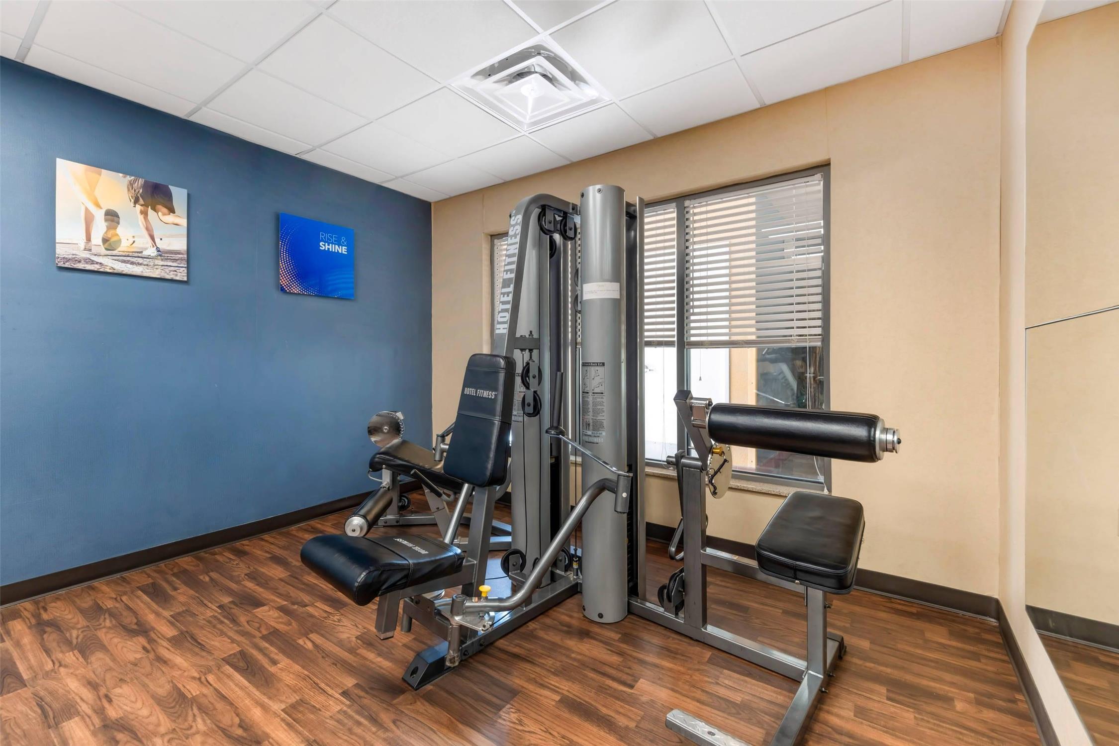 Comfort Suites Elizabethtown 14/19