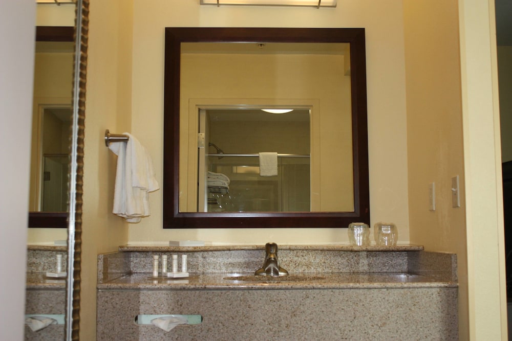 Springhill Suites By Marriott Oklahoma City Airport 11/31