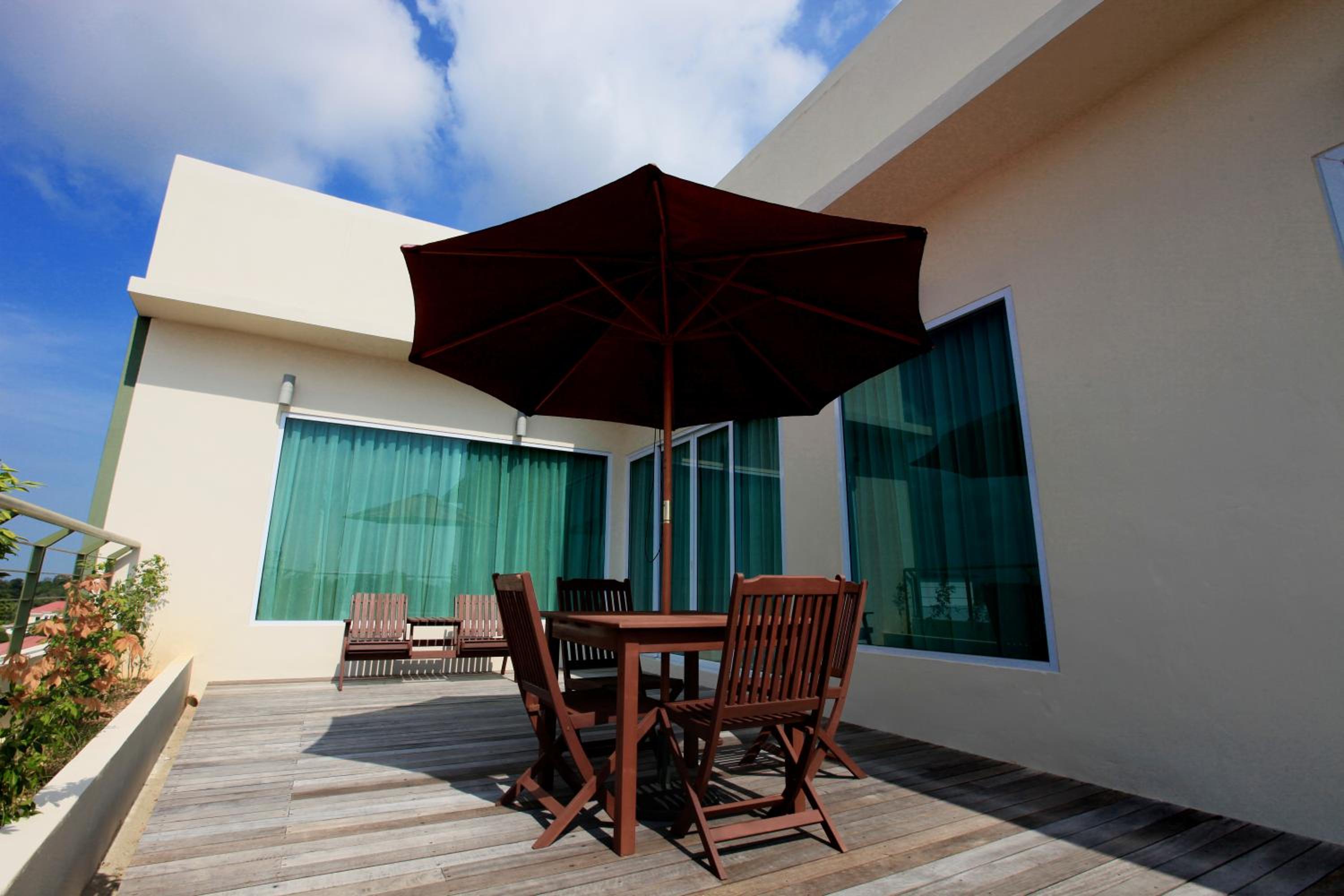 Merdeka Suites Hotel 3/45