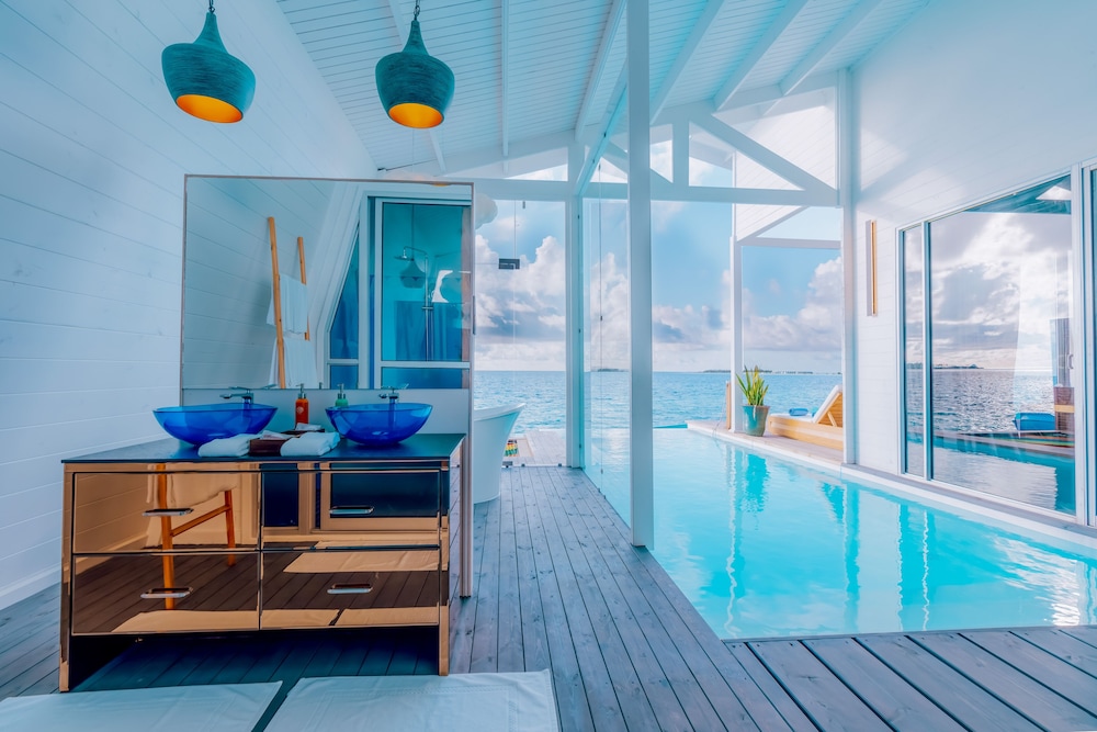 Oaga Art Resort 35/60