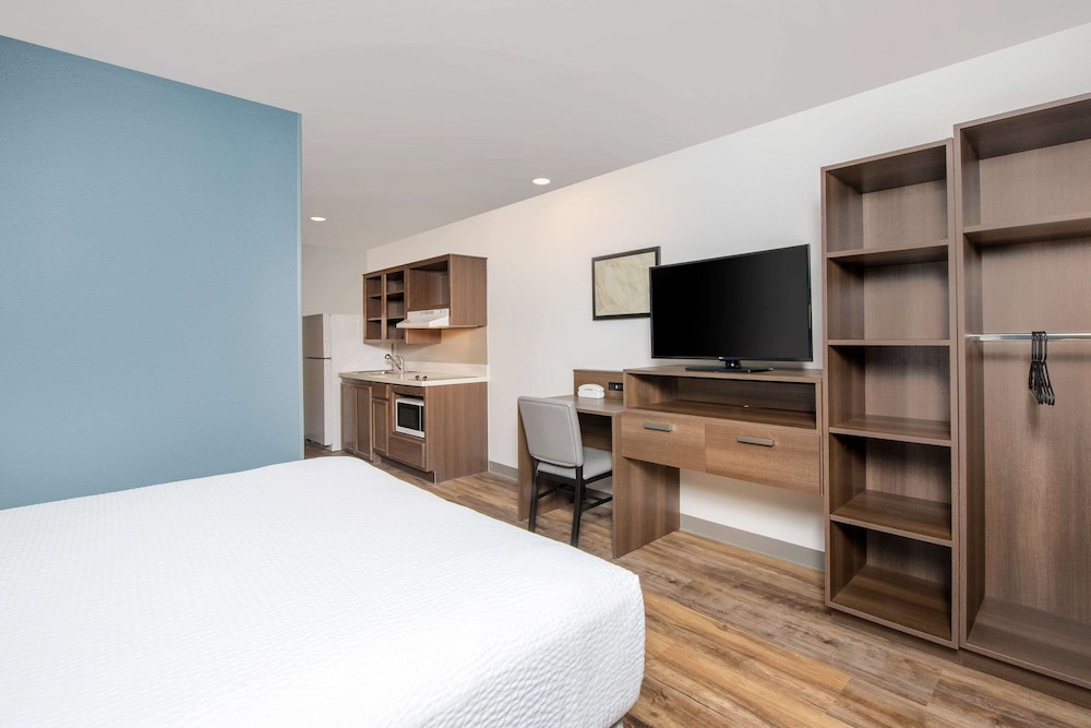 WoodSpring Suites Savannah Pooler 10/28
