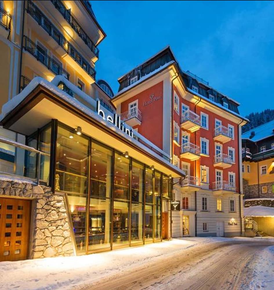 Hotel Post 3/31