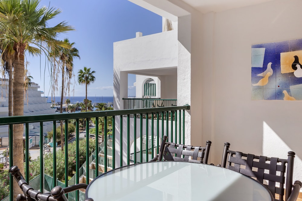 Hilton Vacation Club Sunset Harbour Club Tenerife 32/50