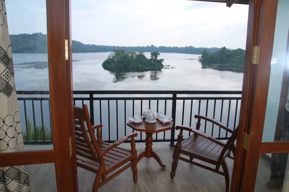 Sanu Lagoon Resort & Spa 29/37