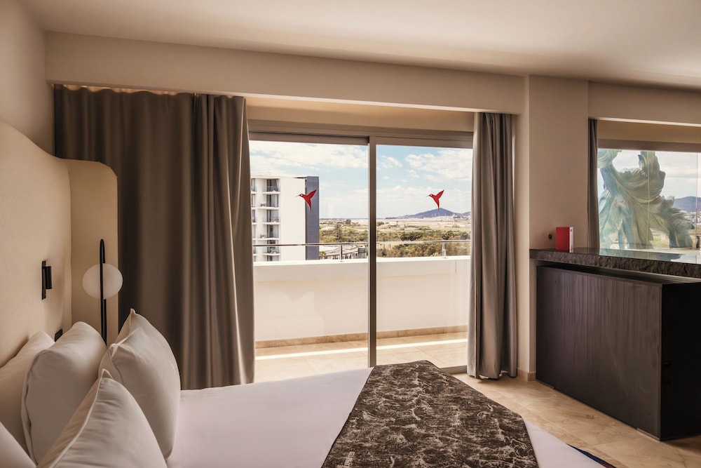 Suite, Station View، Ushuaia Ibiza Beach Hotel - Adults Only 7/9
