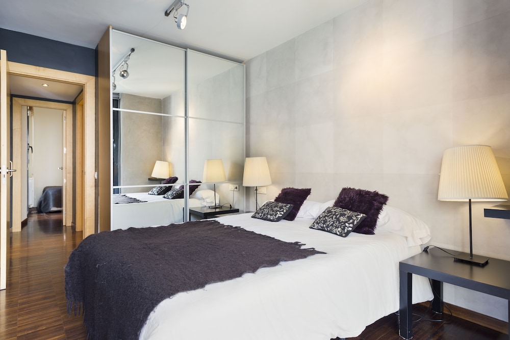 My Space Barcelona Executive Apartments 10/50