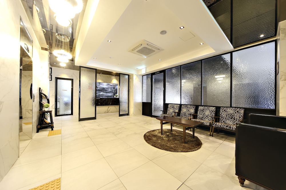 Masan Almond Hotel 29/43
