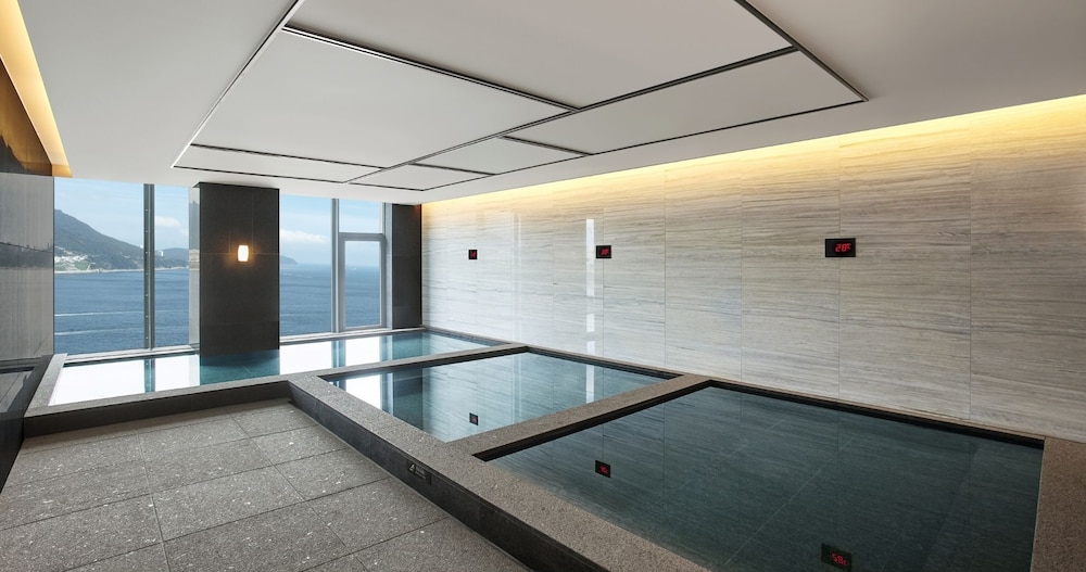 Wyndham Grand Busan Ijin 19/43