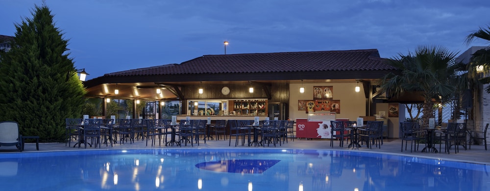 Alba Royal Hotel