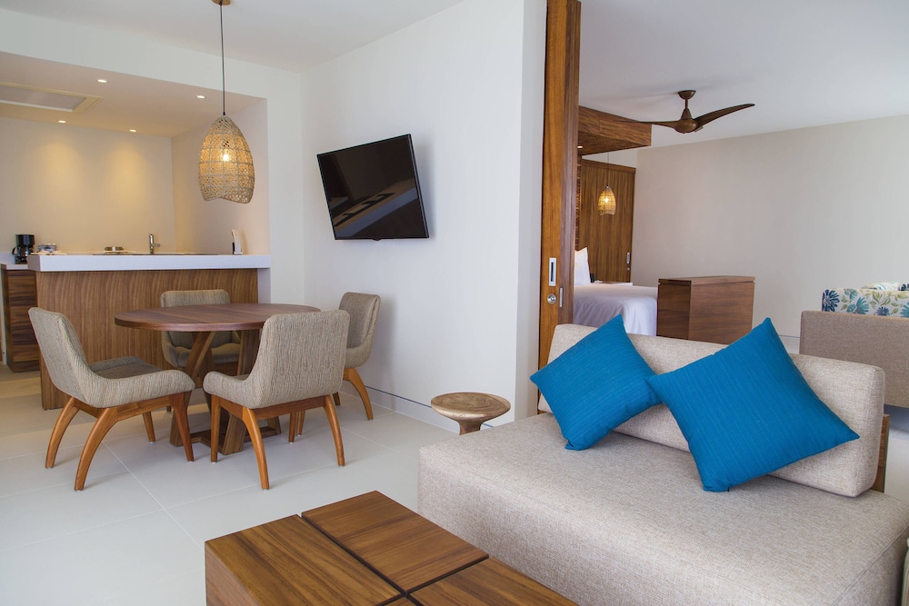 The Westin Cozumel 50/77