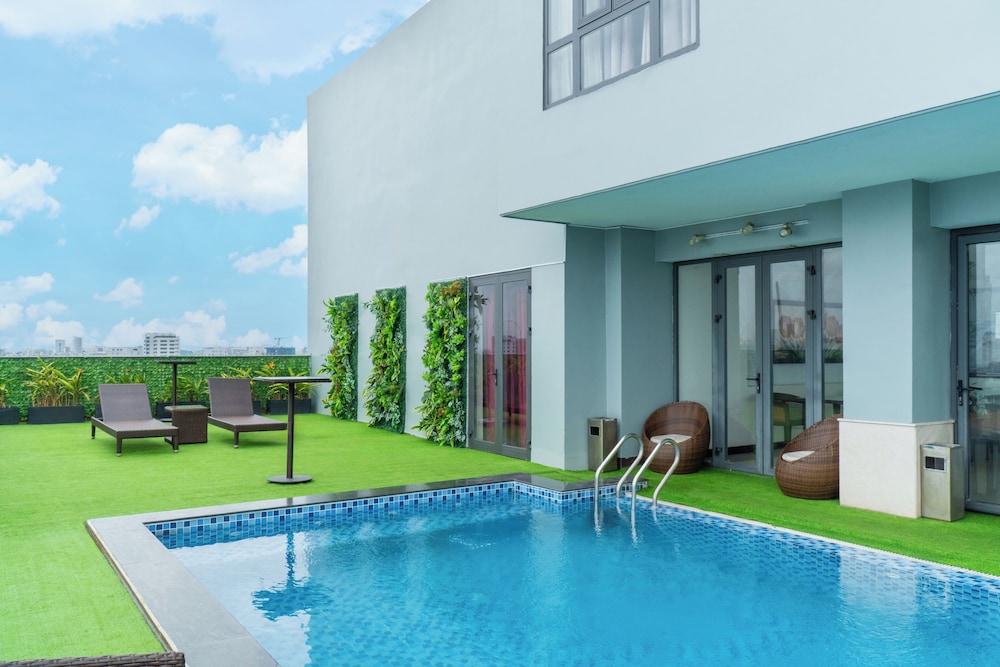Quoc Cuong Center Hotel 43/49