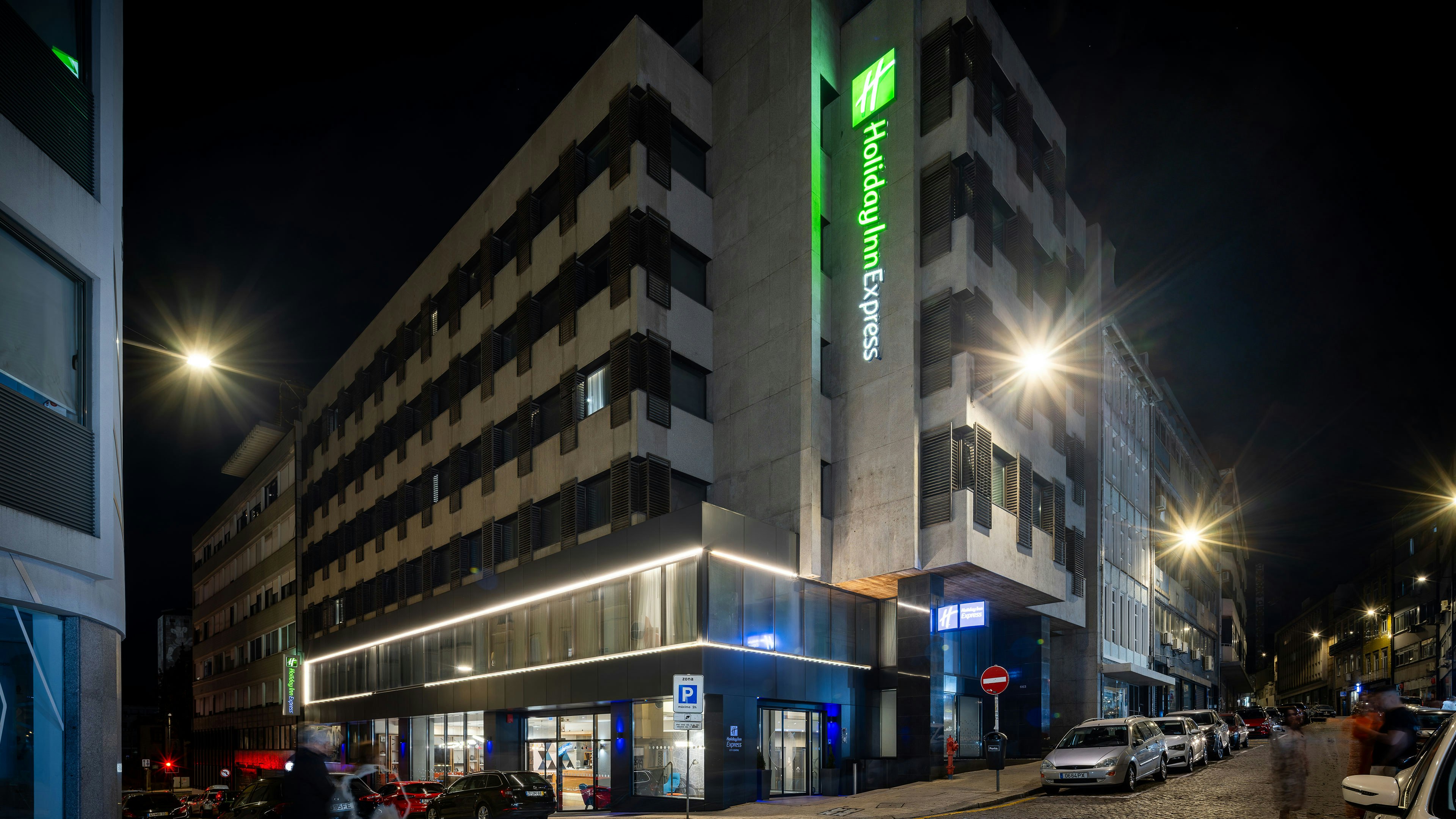 Holiday Inn Express Porto City Centre 9/50