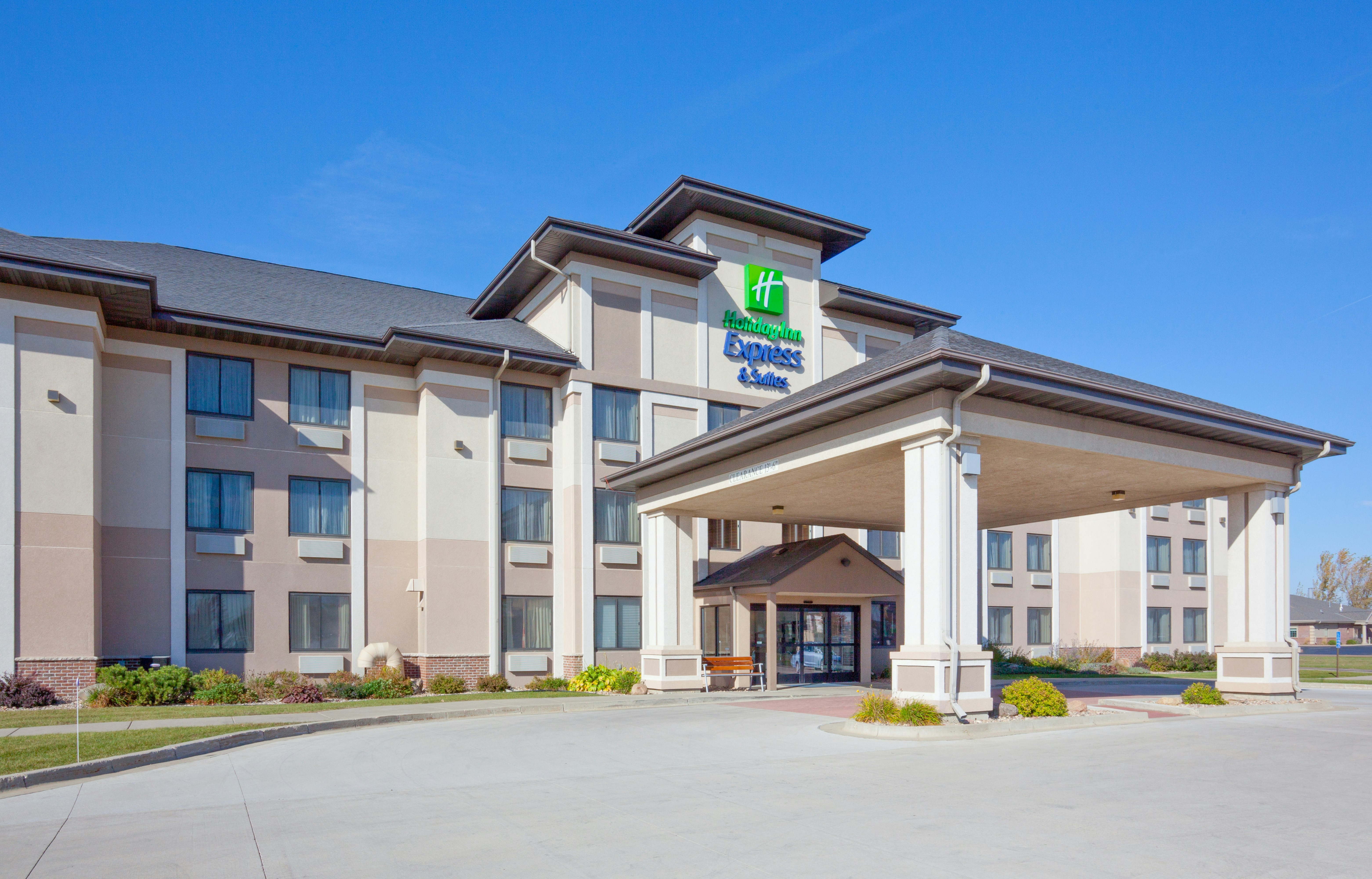 Holiday Inn Express Hotel And Suites Worthington 3/29
