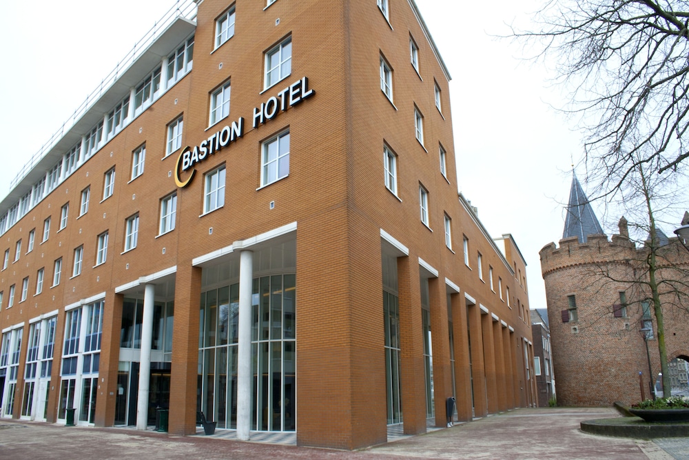 Bastion Hotel Arnhem 1/52