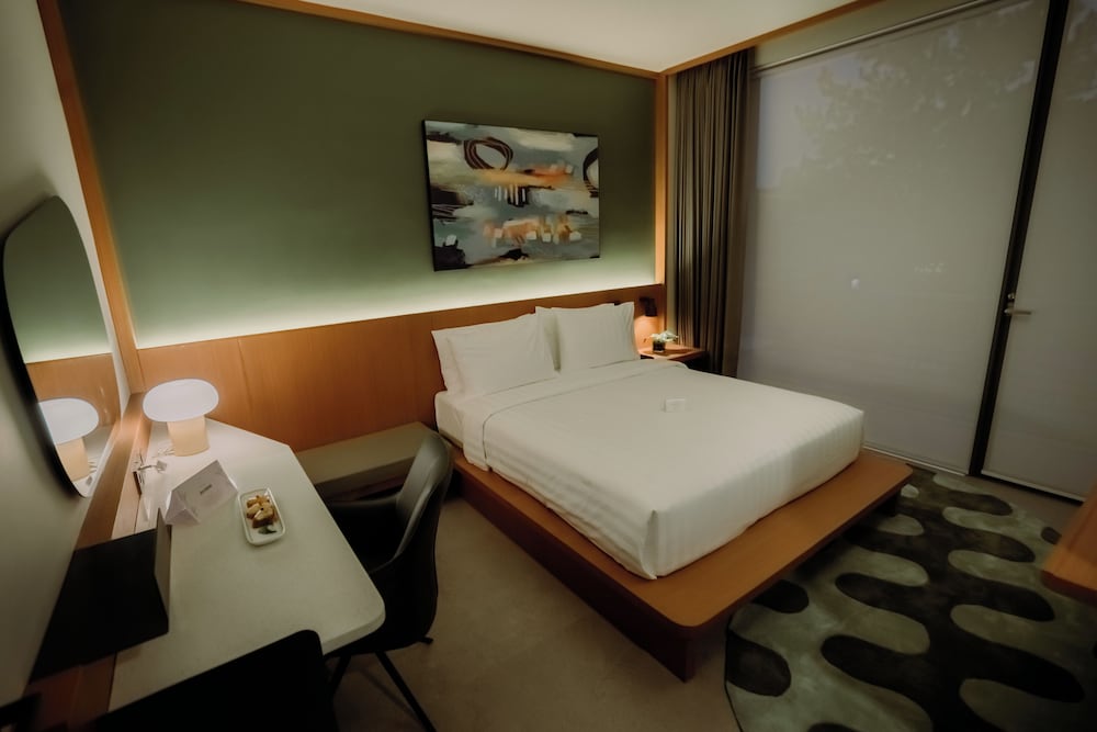 Jiro Hotel 25/50
