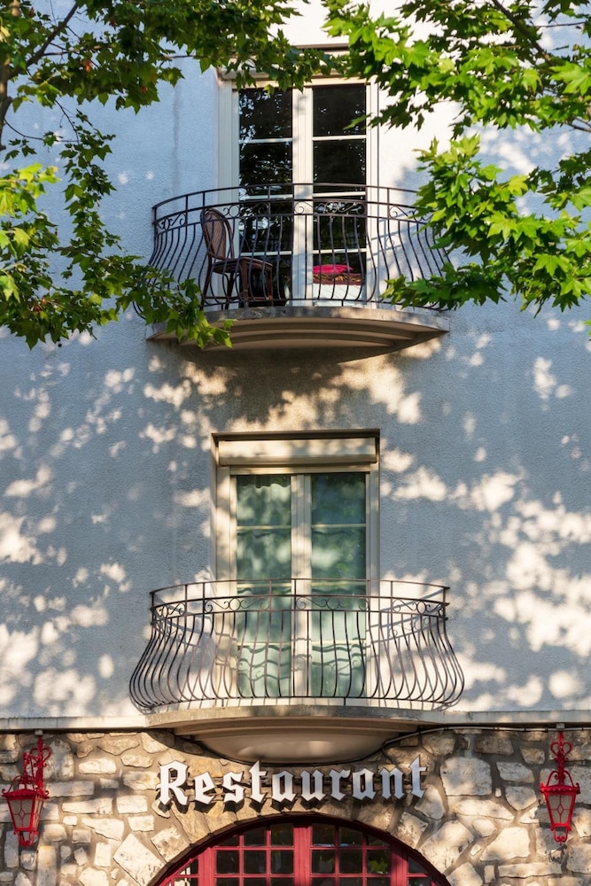 HOTEL LA CHAUMIERE 1/32