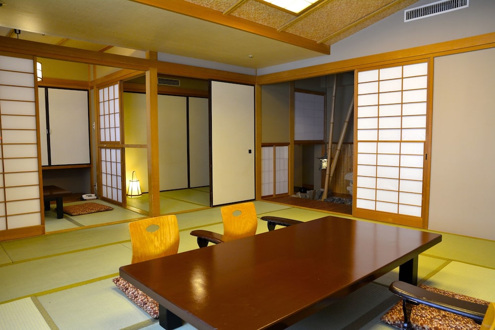 Kusatsu Now Resort Hotel 50/62