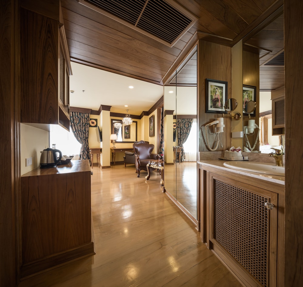 Peak Nimman Prestige Hotel 9/68