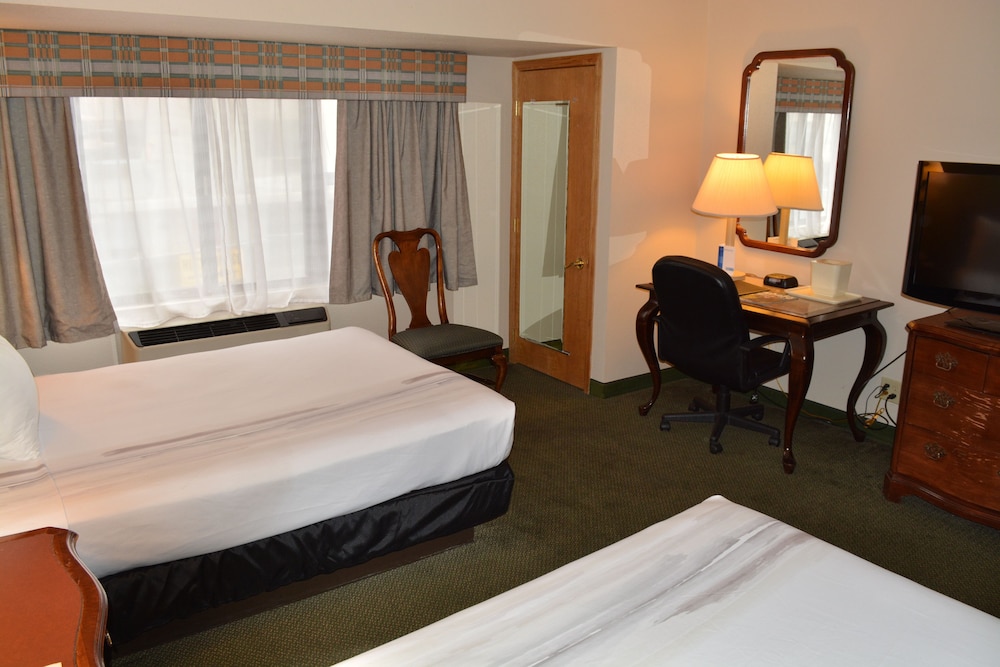 Chicago Lake Shore Hotel 12/44