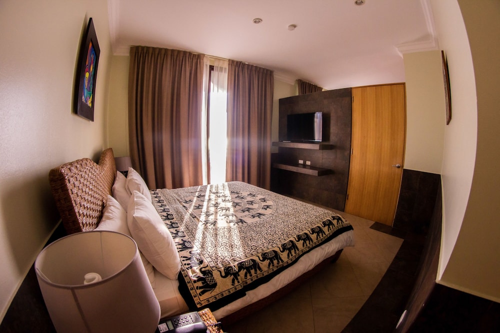 Dharma Beach Hotel 21/57