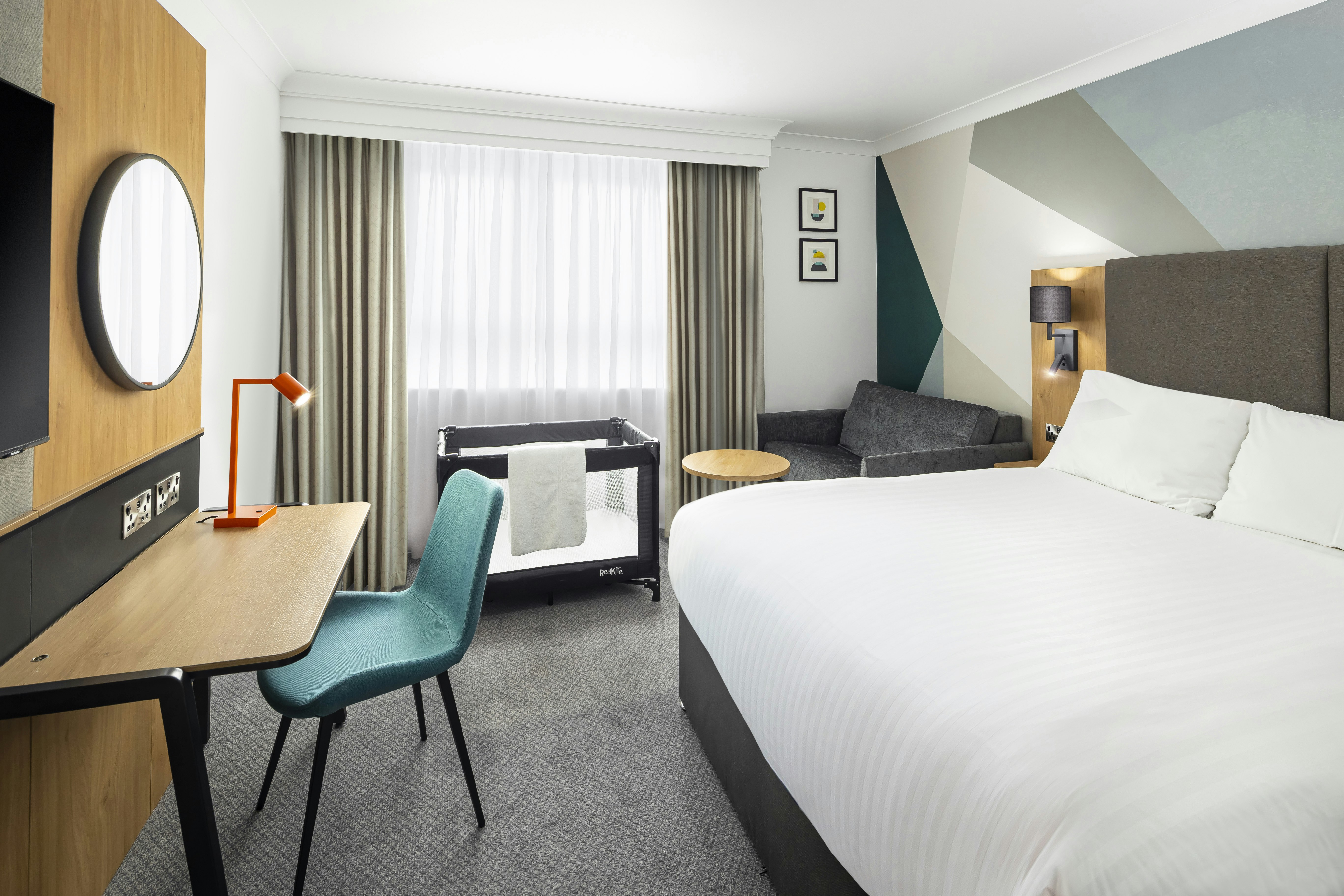 Holiday Inn Southampton-Eastleigh M3, jct13 21/72