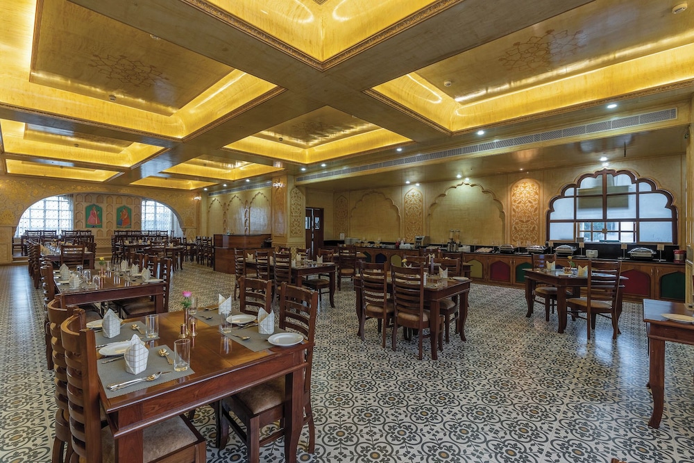 R Chandras Palace 31/42