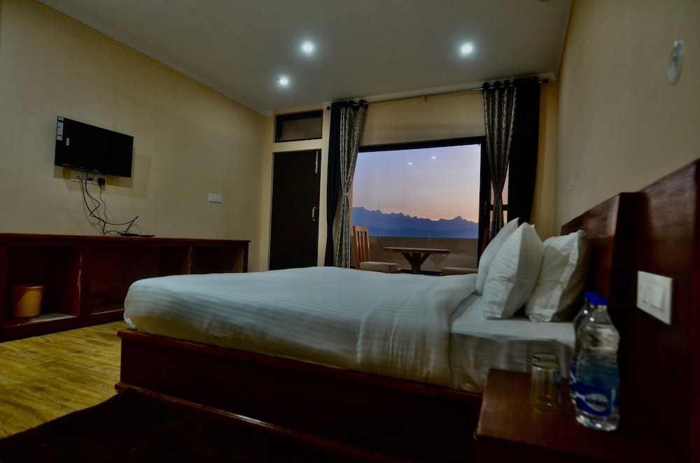 Hotel Uttarakhand 12/29