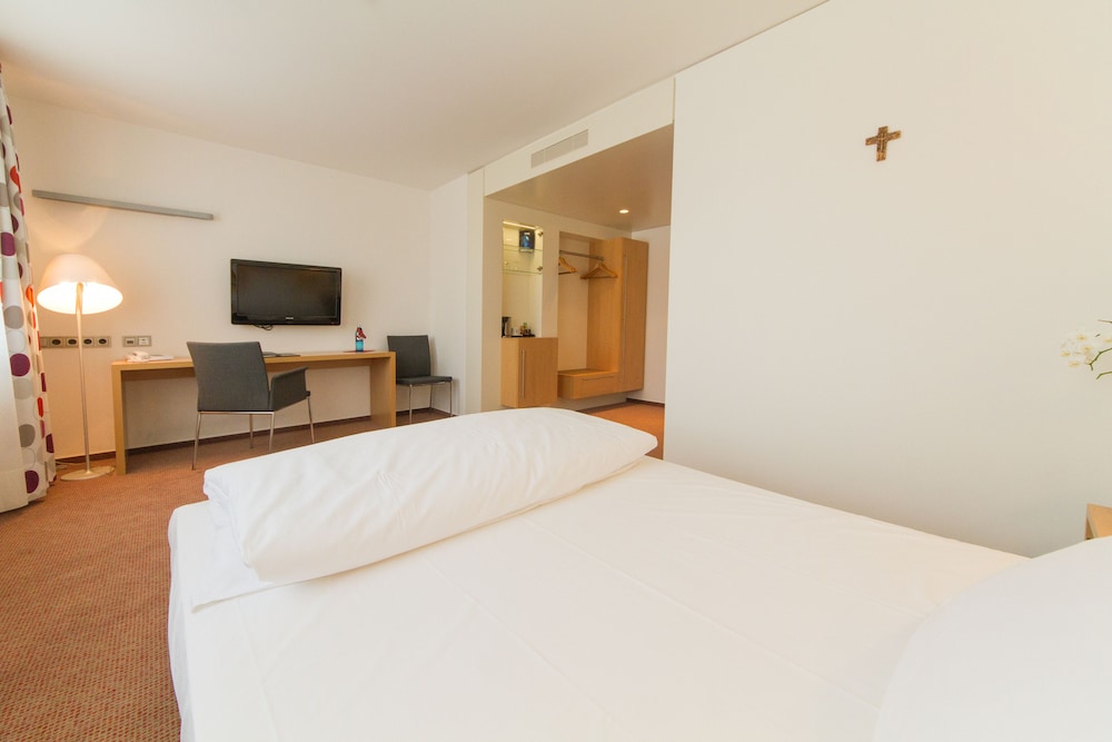 TOP KHR Stadthotel Munster 24/80