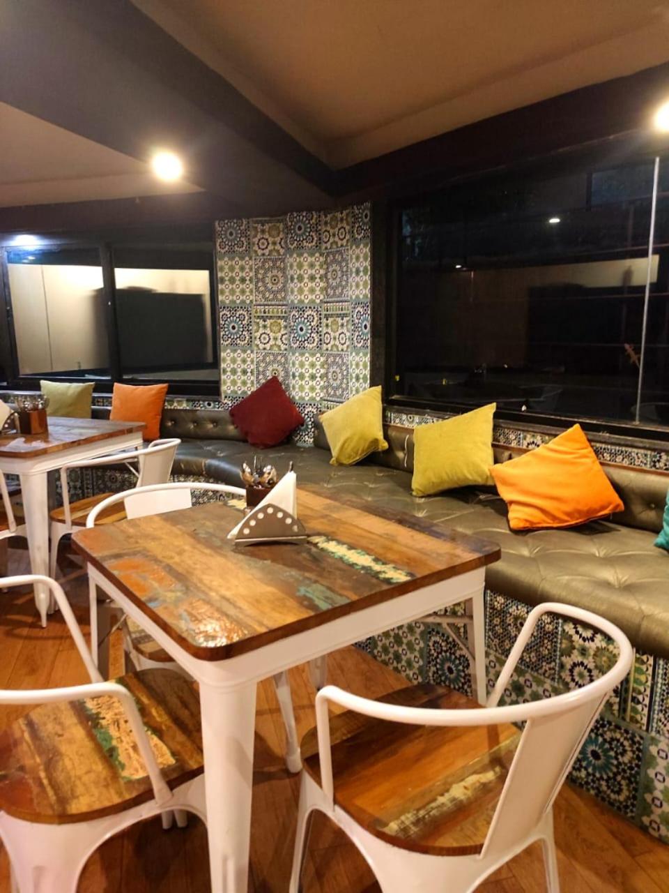 Hiranya Resorts 14/45