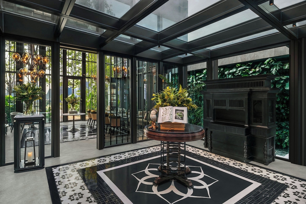 The Ritz-Carlton, Bangkok 2/45