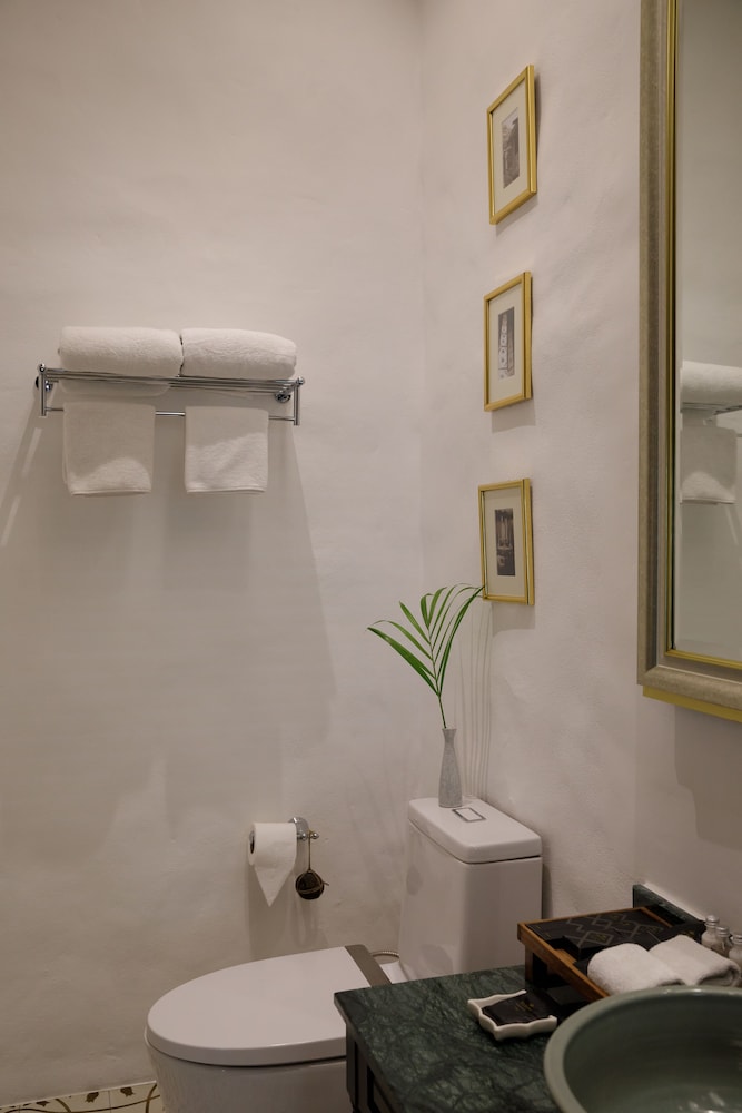 Thai Akara - Lanna Boutique Hotel 47/48