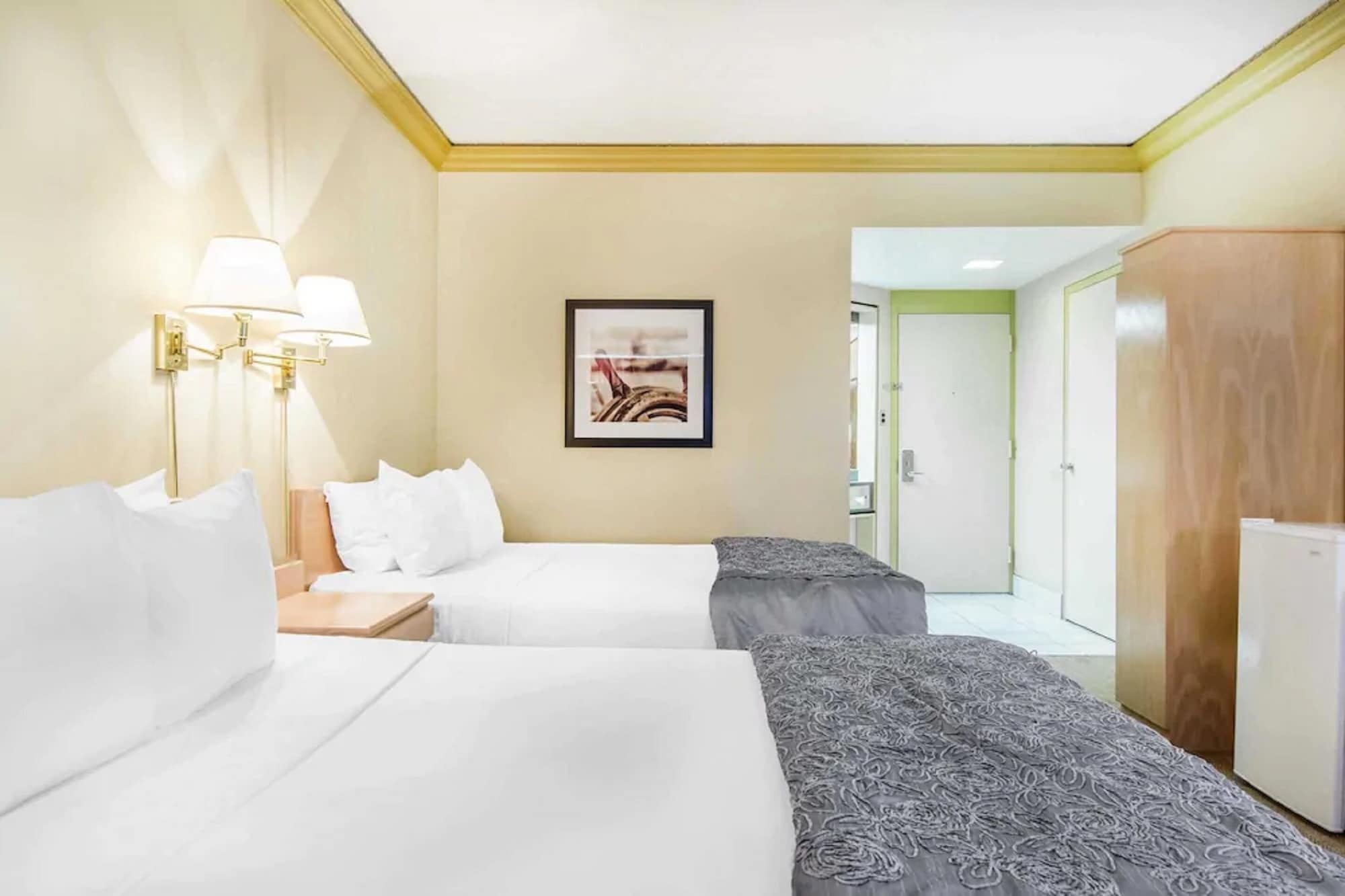 غرفة بسريرين كوين، Travelodge by Wyndham Trois-Rivieres 5/7