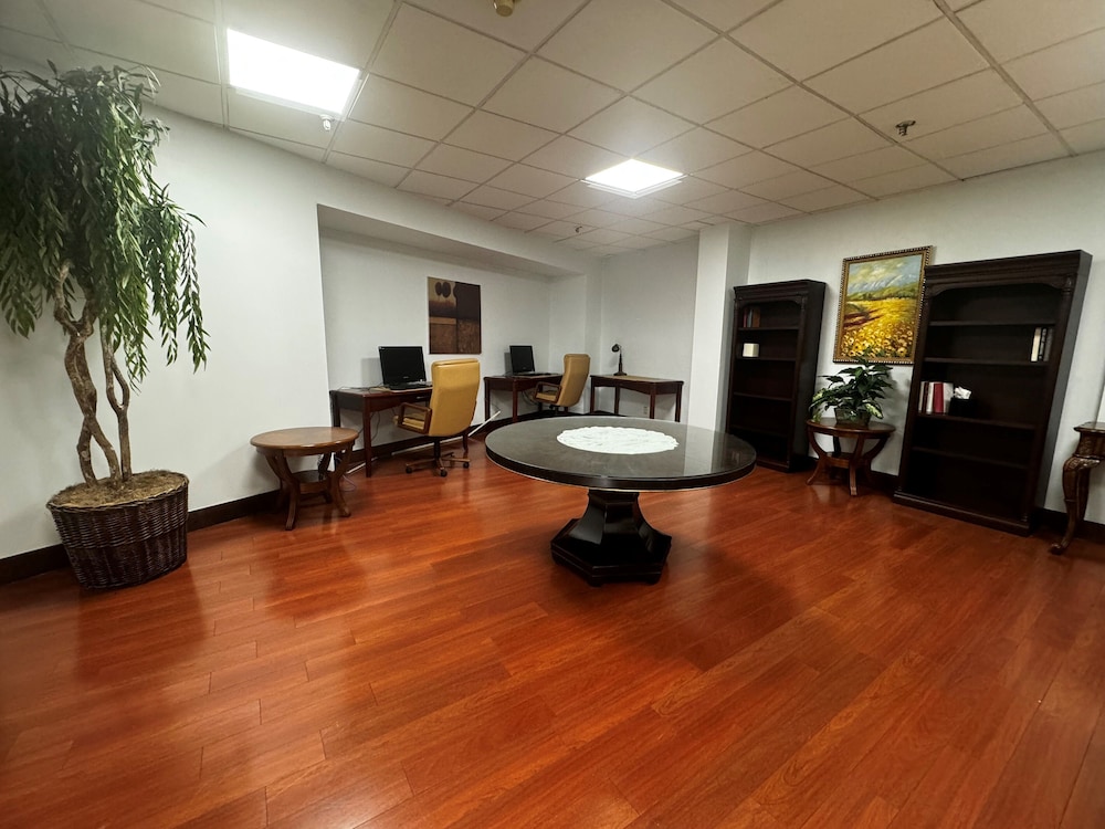 Wingate Houston near NRG Park/Medical Center 37/54