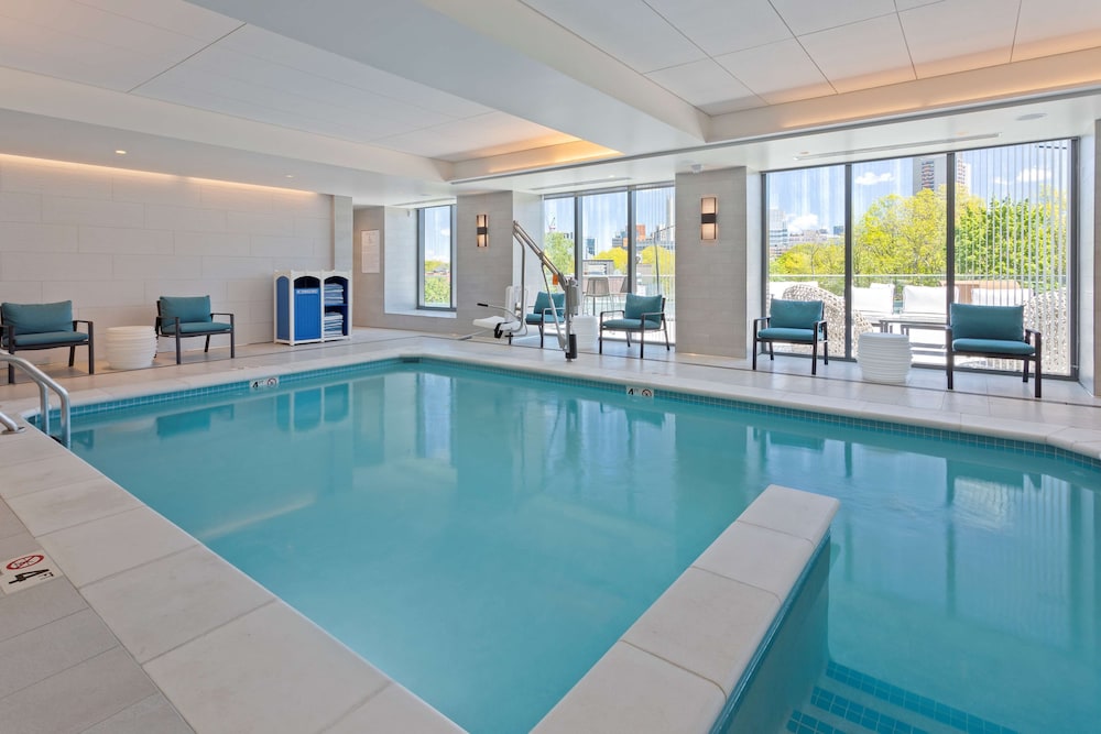 Hilton Garden Inn Boston Brookline Ma 13/57