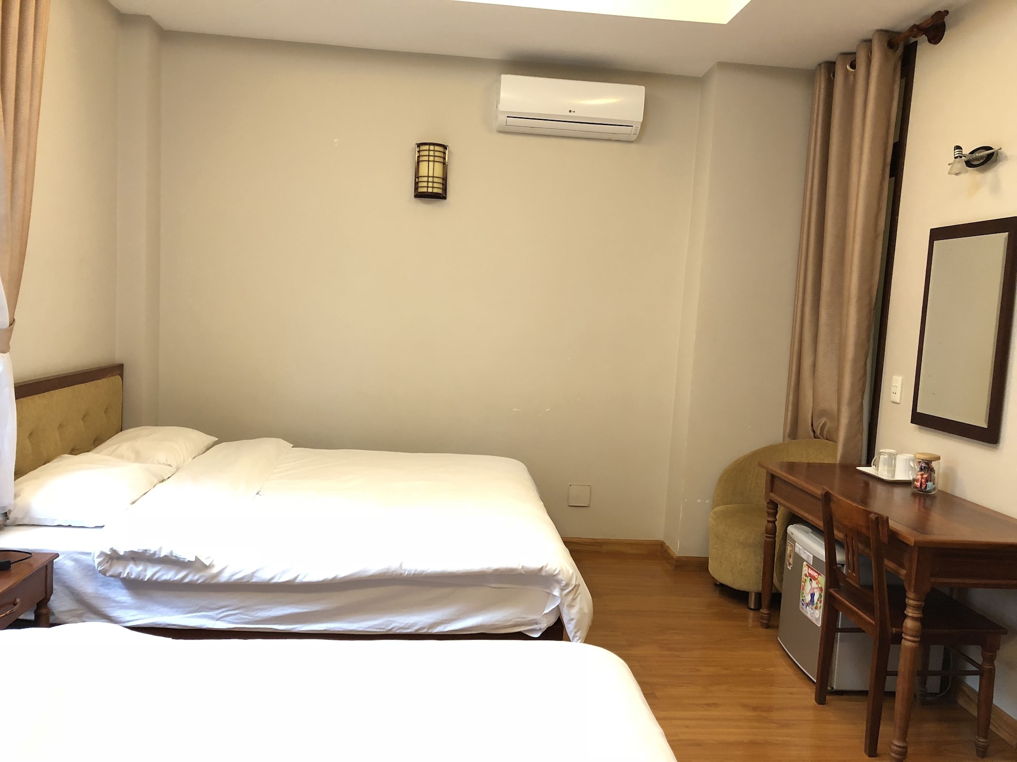STANDARD, TWIN BEDS