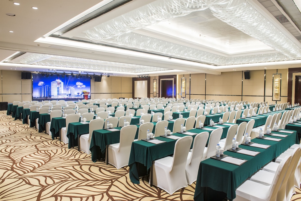 Jianghai Country Garden Phoenix Hotel 18/22