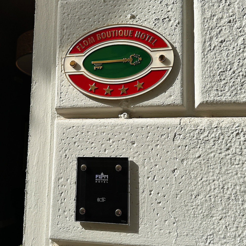 Flom Boutique Hotel 32/50