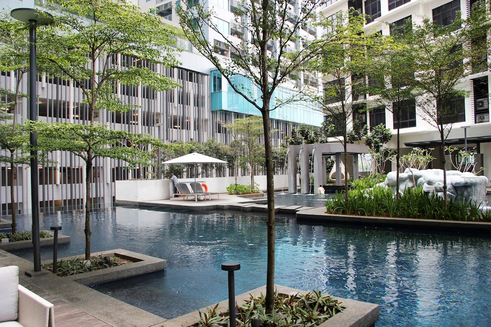 188 Private Suites By Subhome 46/50