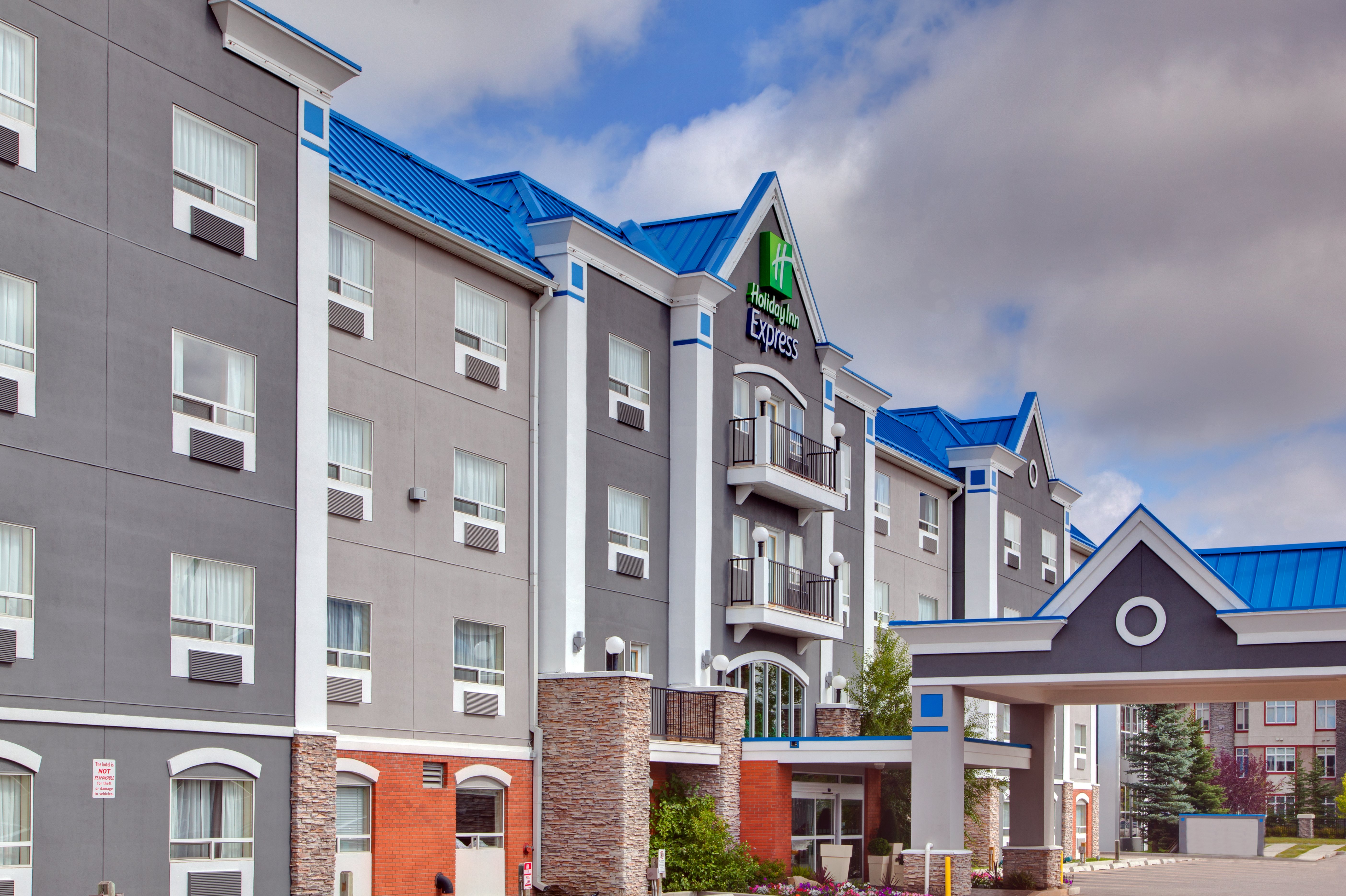 Holiday Inn Express Hotel Suites Calgary South Macleod Trail S 4/73