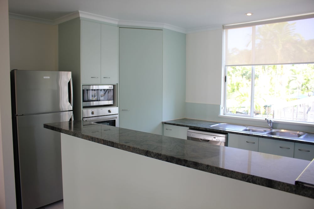 Beaches Port Douglas 4/69