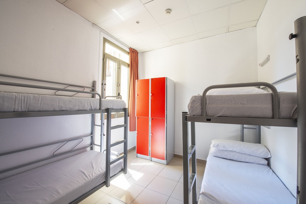 Safestay Passeig de Gracia - Adults Only 9/33