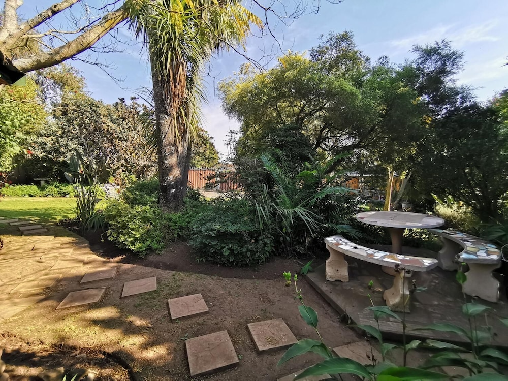 Sunbird Guest House 33/50